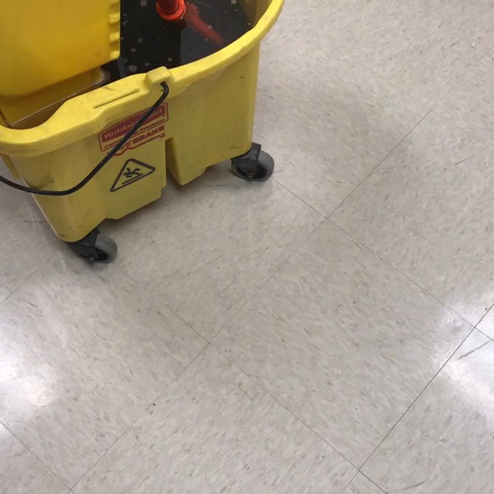 Statewide House Cleaning Contractors - Cleaning floors - Home Cleaning Near Me