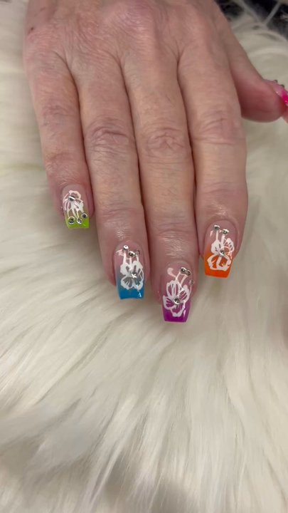 Iconic Nail Studio - Nail Salons Near Me - Dalton Gardens, Idaho