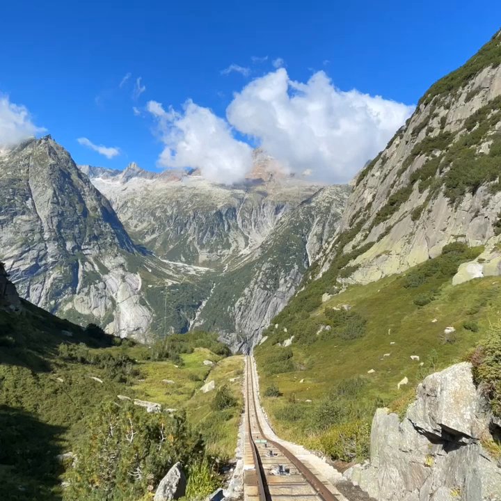 Gelmerbahn - Timelapse going down (it does not go fast!) - Landmarks & Historical Buildings Near Me - Innertkirchen, BE