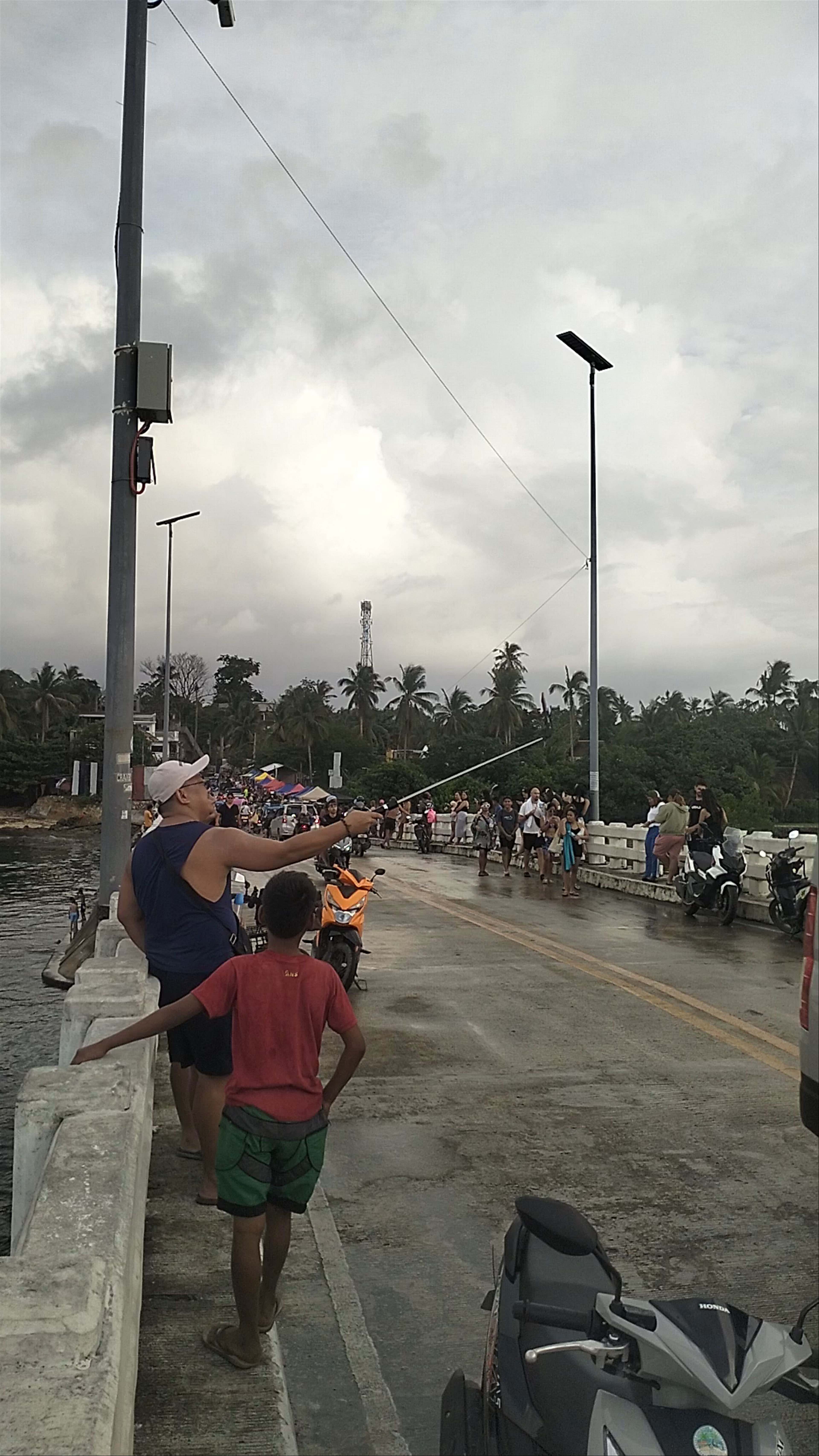 Catangnan-Cabitoonan Bridge