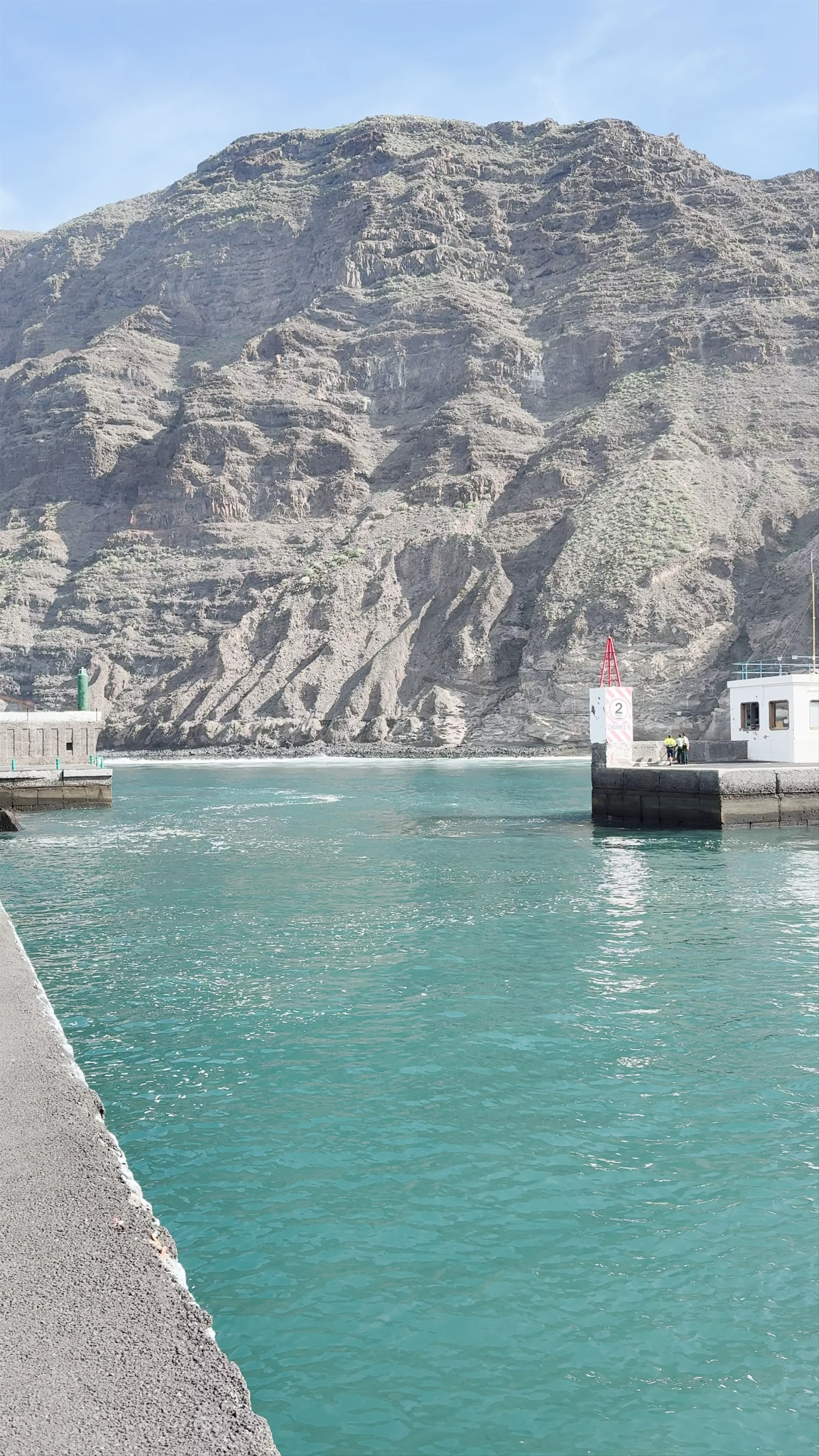Playa de los Guios, Calle los Guíos, Acantilados de Los Gigantes