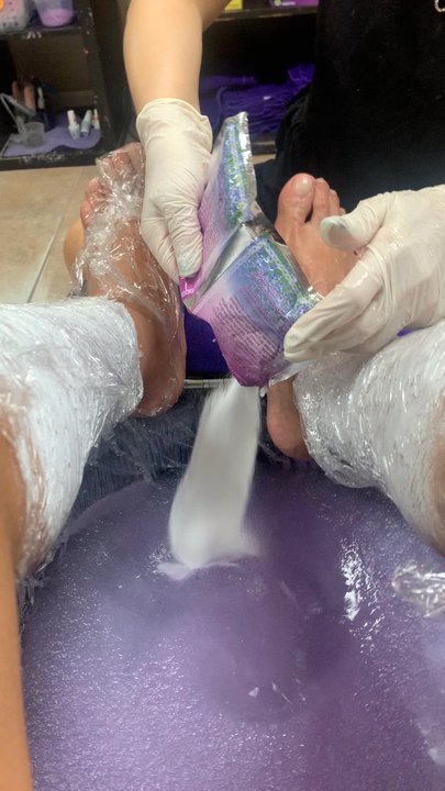 Green Leaf Nail Salon - Crystal Jello Trust Me, If Ya Don't Know Y'all Never Know !!!! It's like No Other foot Spa !'n - Nail Salons Near Me - Brooklyn, New York