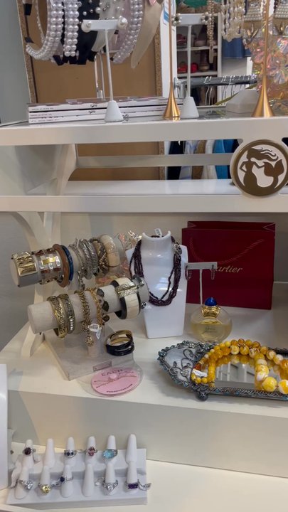 Article Consignment Boutique - Women's Clothing Near Me - Sacramento, California