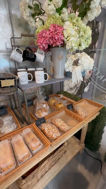 Lulu & Dino - Bread and pastry galore! - Coffee & Tea Near Me - Bayside, New York