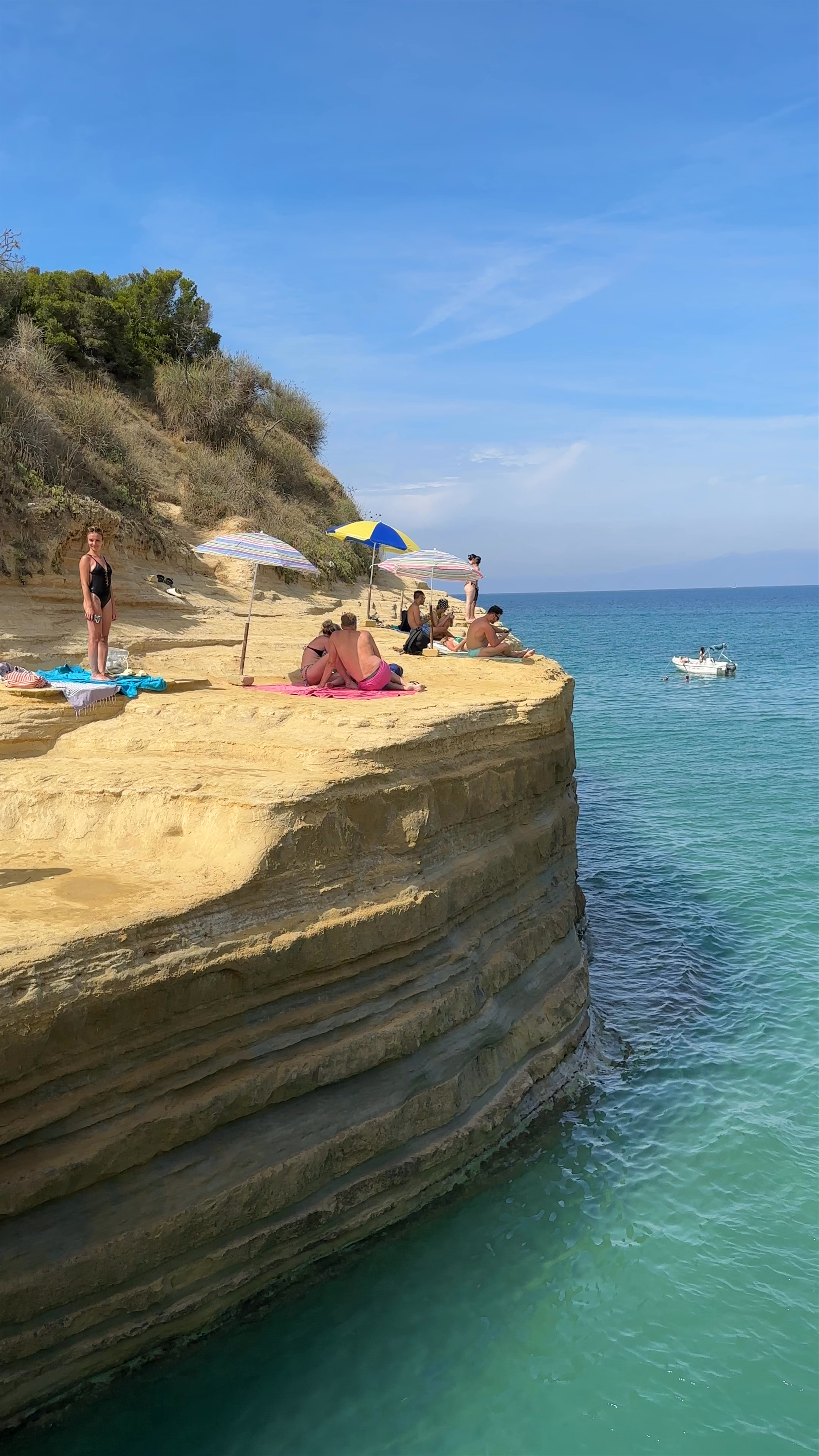 Canal d'Amour: Sun-soaked Cliffs & Turquoise Waters in Sidari, Greece