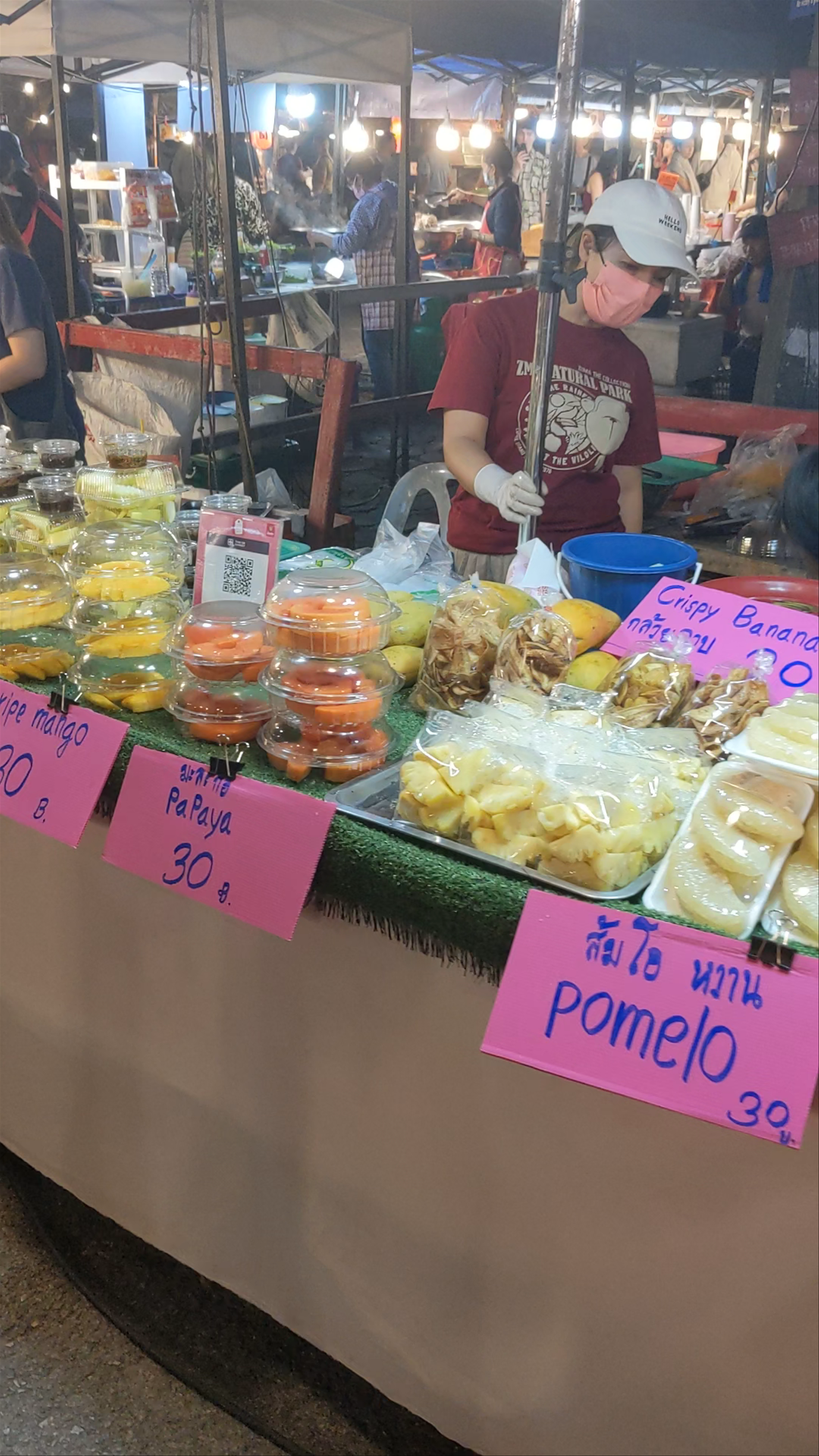 Sunday Night Market on Rachadamnoen Road, Chiang Mai