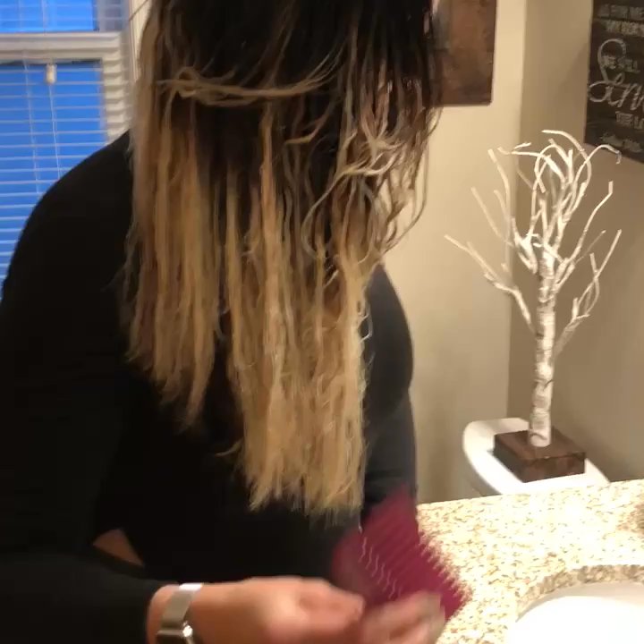 Neroli Salon & Spa - My hair was falling out in clumps! BEWARE OF THIS PLACE. - Hair Extensions Near Me - Glendale, Wisconsin