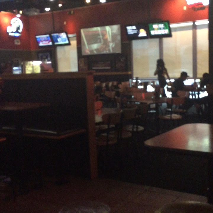 Buffalo Wild Wings - After work happy hour.... - Chicken Wings Near Me - Port Arthur, Texas
