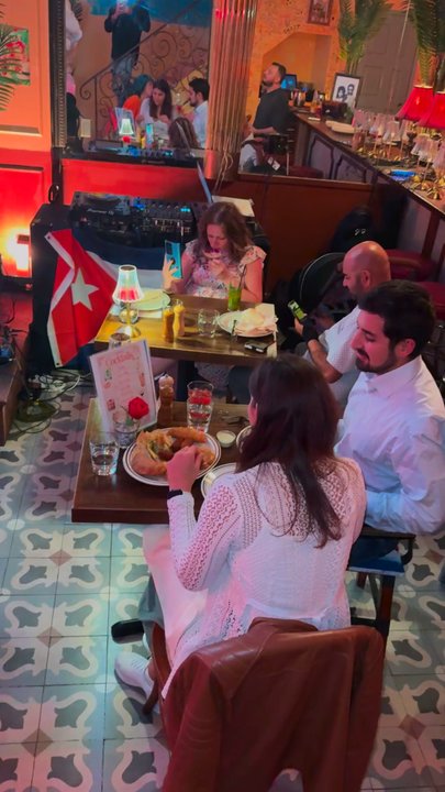 Casa Cubana - Cuban Near Me - Miami Beach, Florida