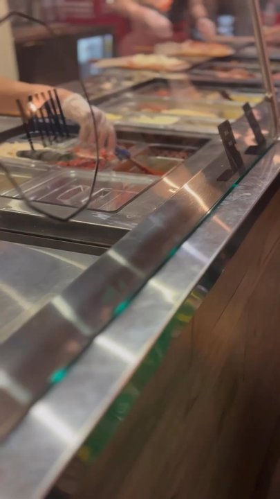 Score Pizza - Please follow me @jxg.lifestyle - Pizza Near Me - Kingston, Ontario