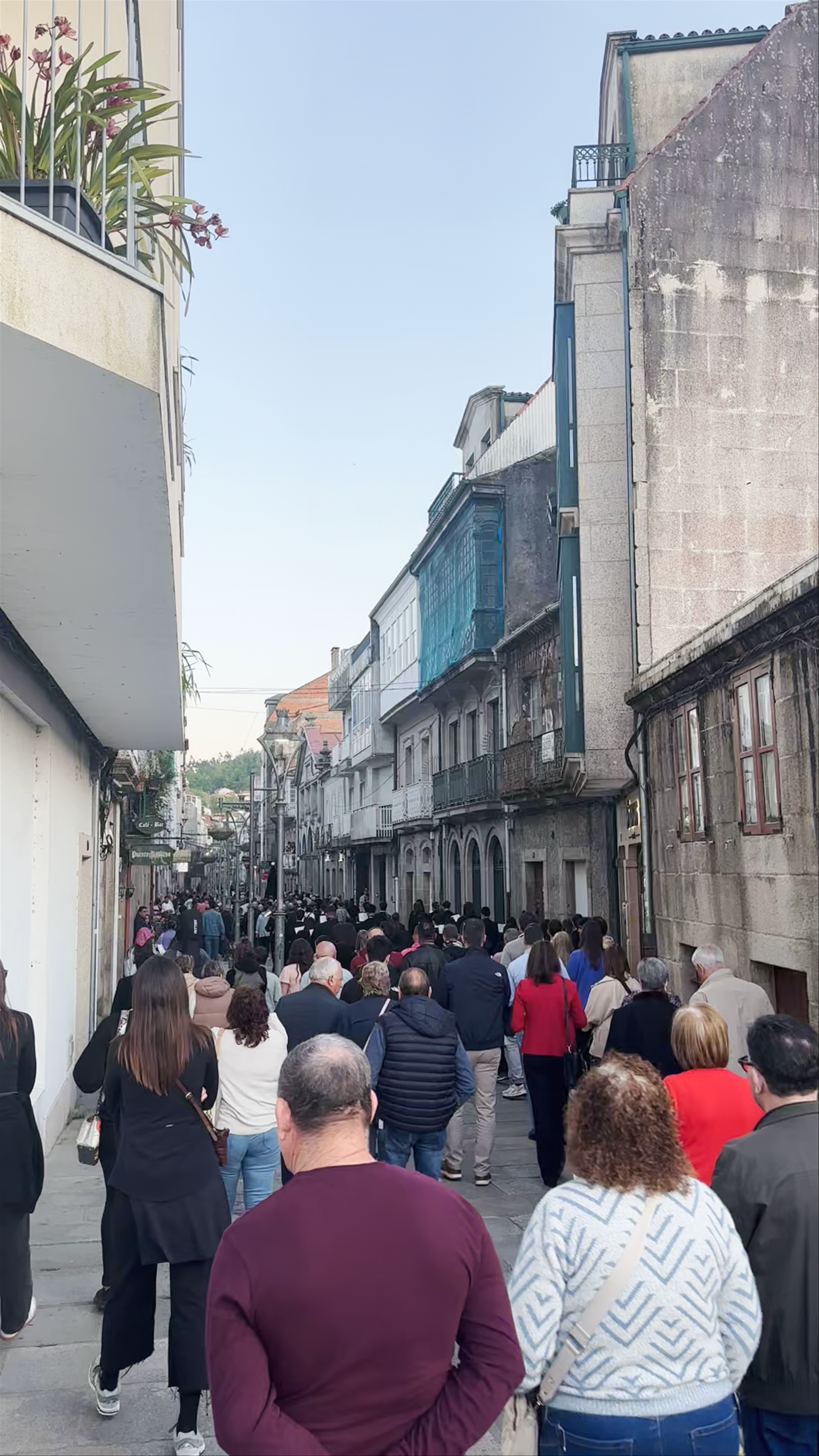Evening Stroll through Historic Streets of Caldas de Reis