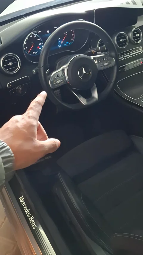 مرسيدس C 200 2019