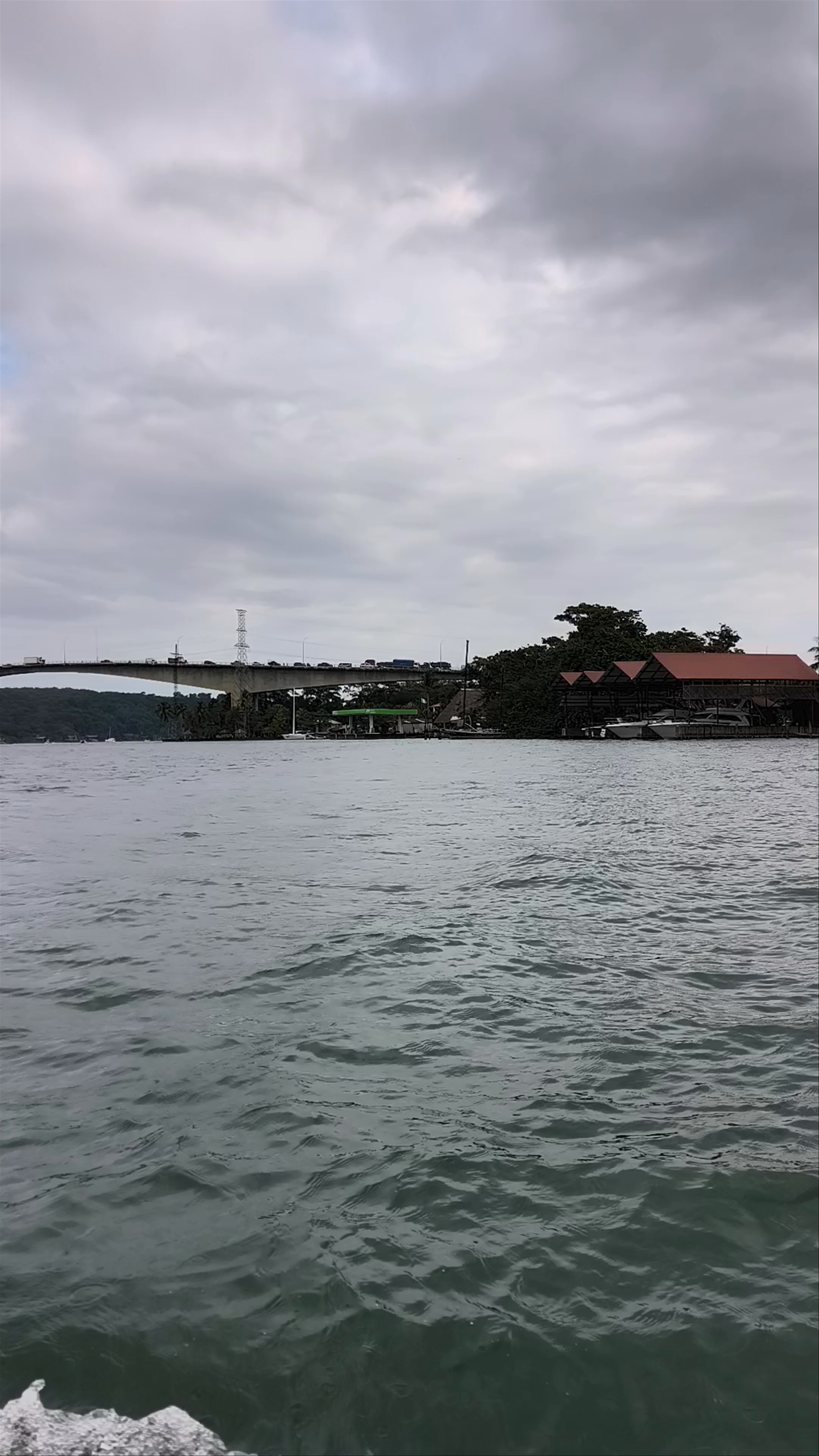 Puente de Río Dulce