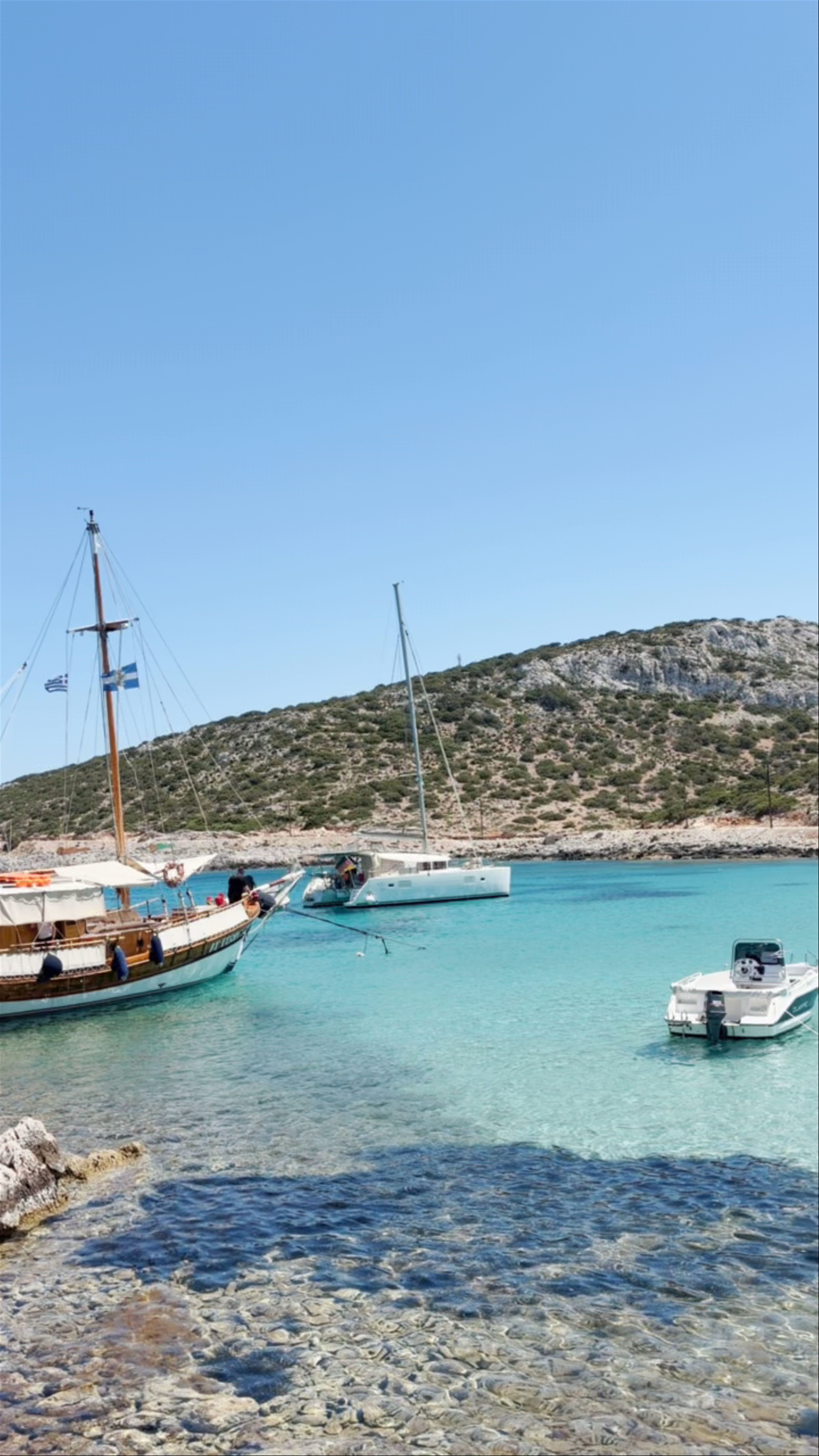 Agios Georgios Daily Cruises