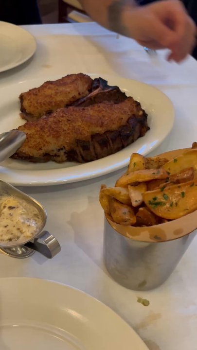 Opus Steakhouse  - Wine Bars Near Me - Jericho, New York