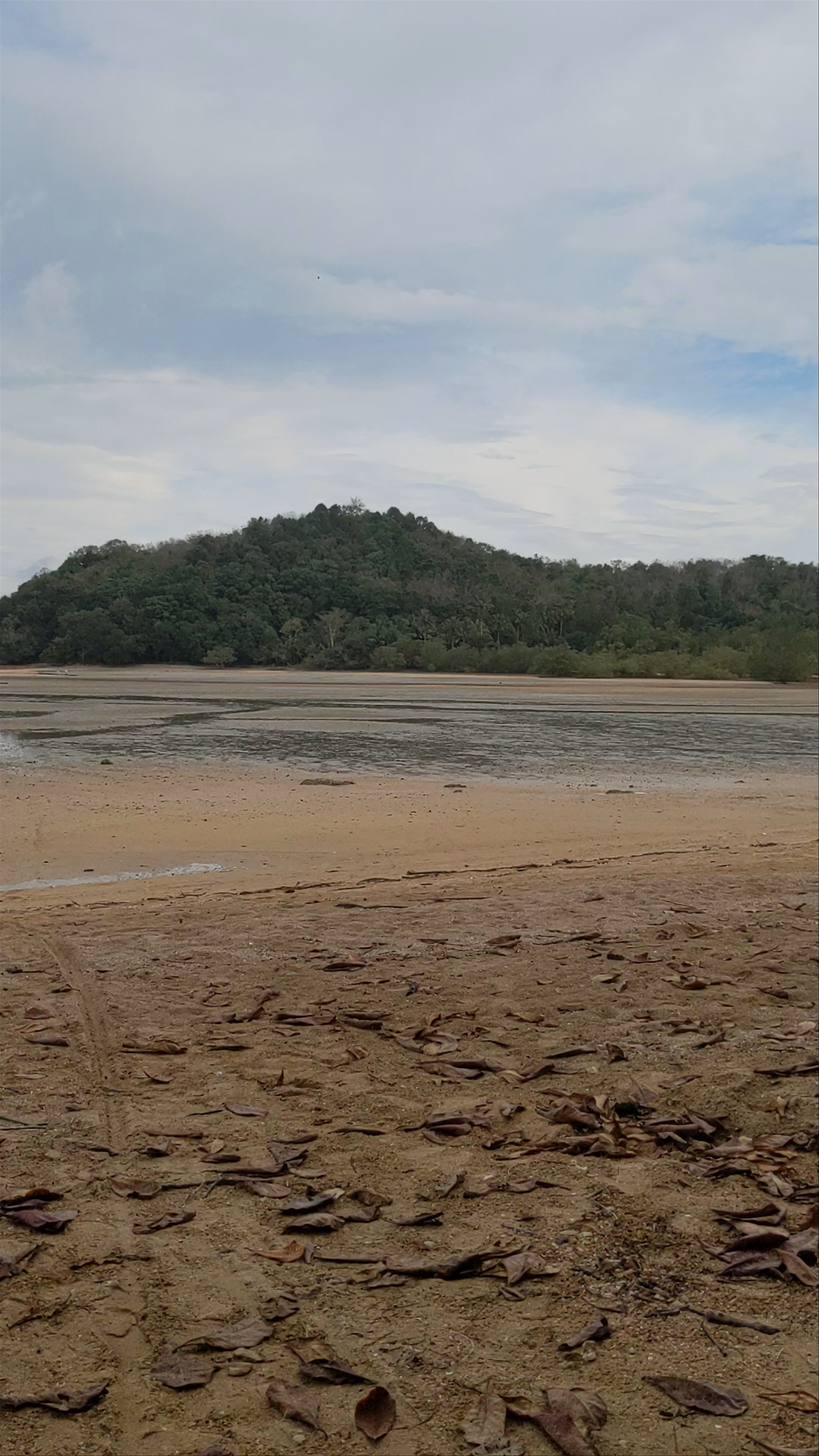 Tha Khao Beach