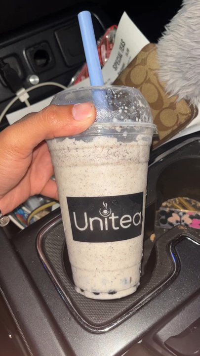 Unitea Bubble Tea - Cookies and Cream Boba - Coffee & Tea Near Me - Arlington, Texas