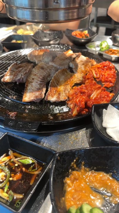 Mountain San BBQ - Barbeque Near Me - Los Angeles, California