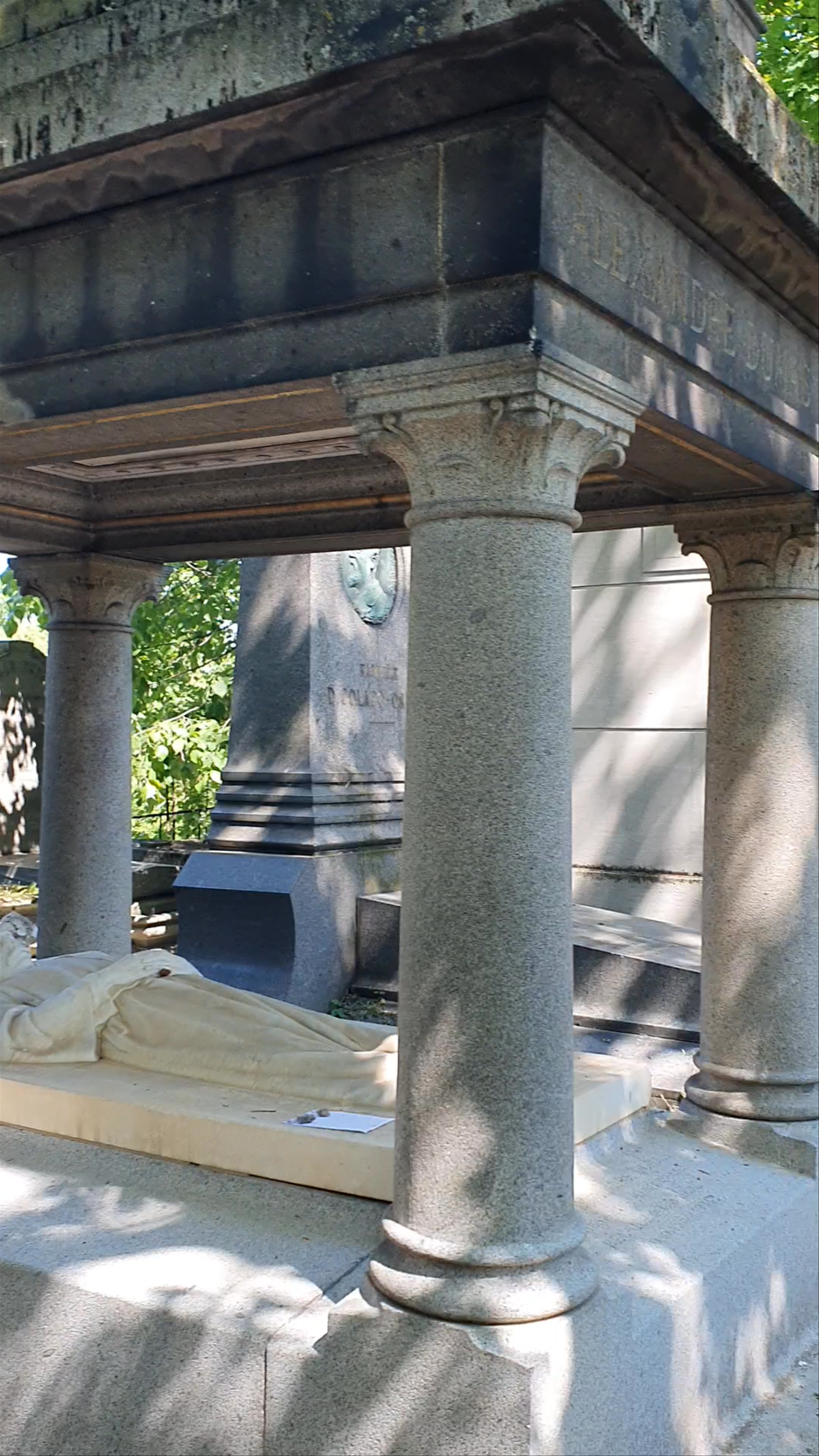 Montparnasse Cemetery: A Walk Through Parisian History