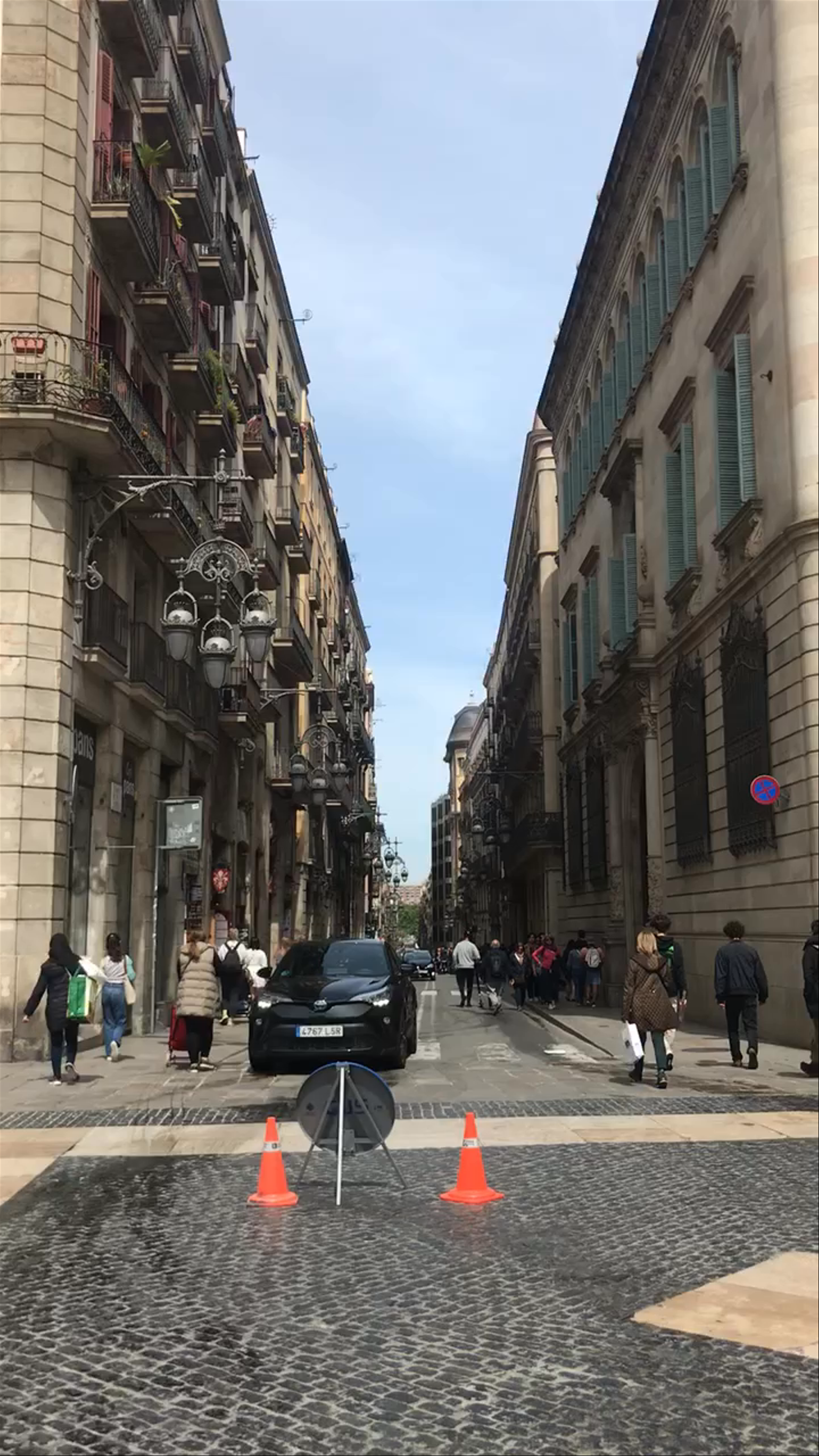 Palau de la Generalitat de Catalunya: Historic Heart of Barcelona