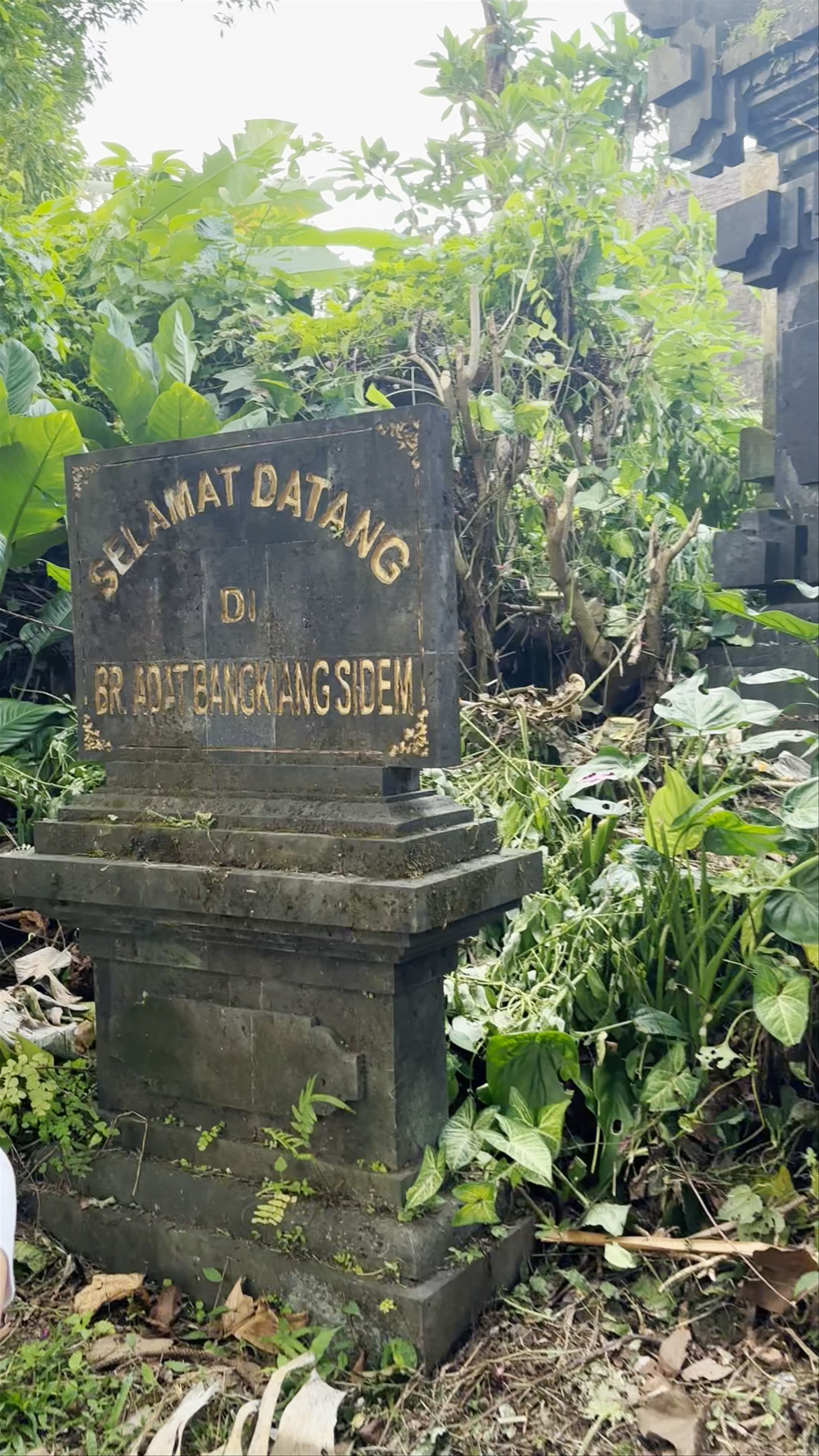 BR. ADAT BANGKIANG SIDEM, Jalan Bangkiang Sidem, Keliki