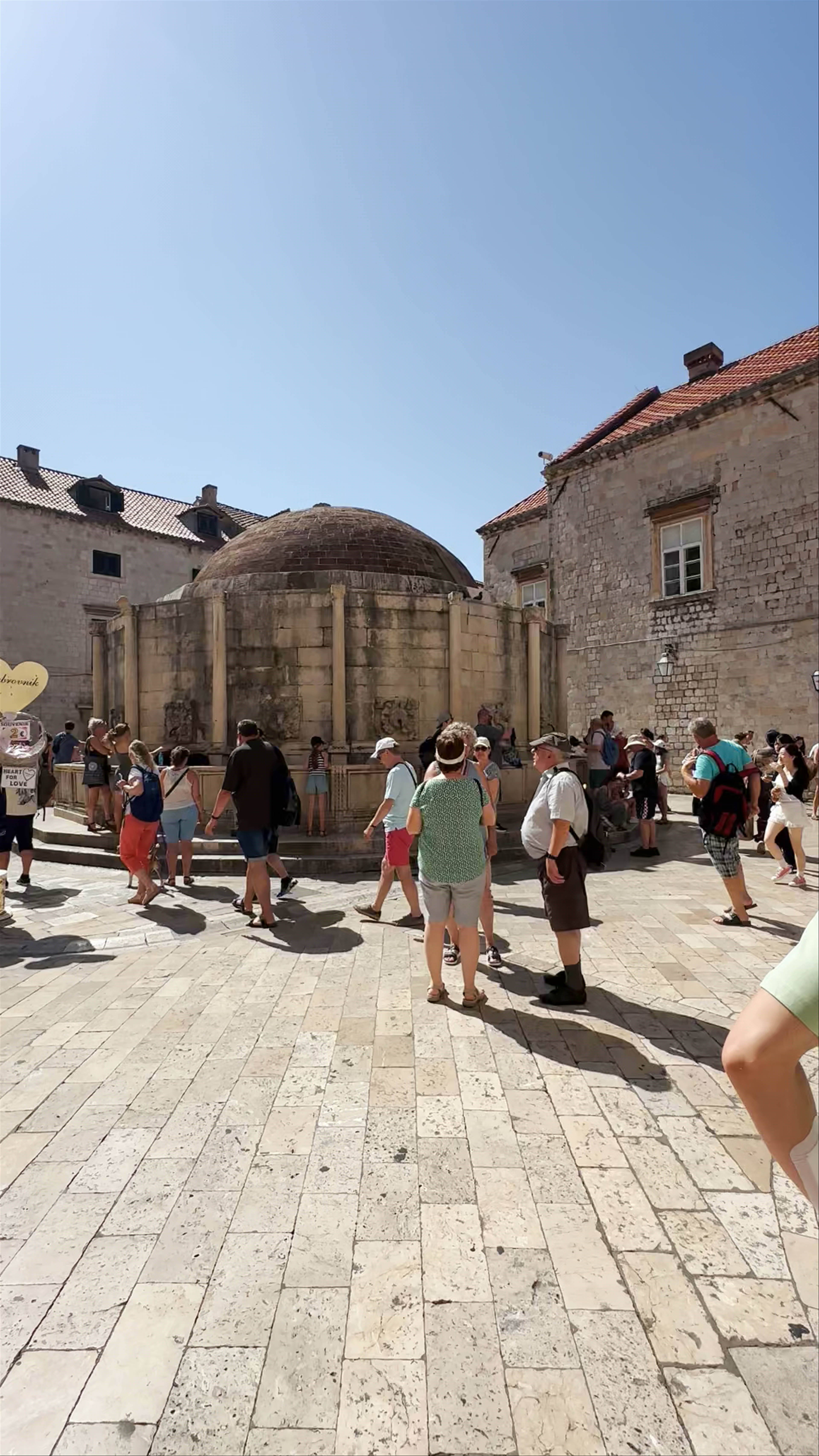 Onofrio's Large Fountain: Historic Landmark in Dubrovnik
