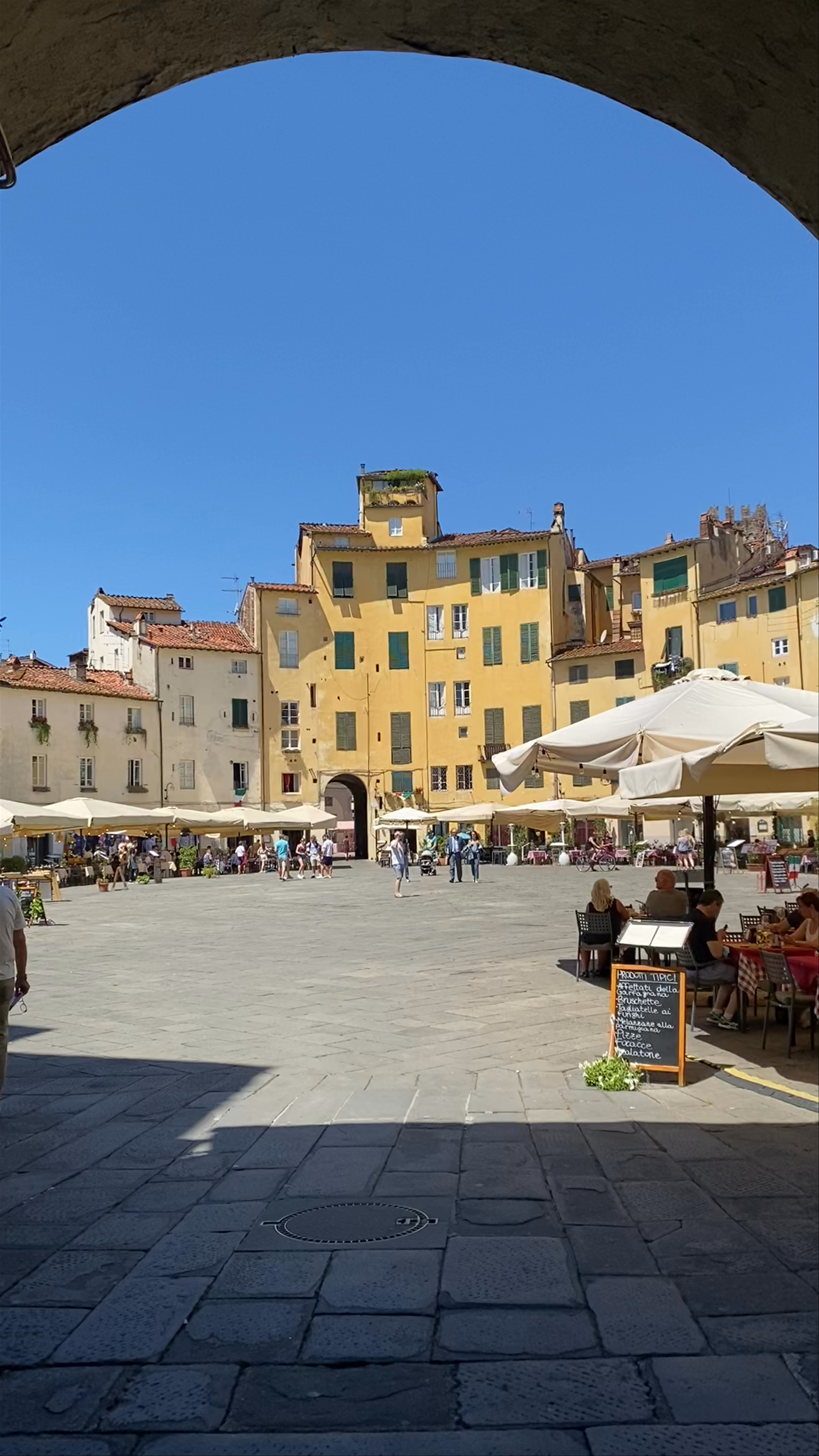 Piazza dell'Anfiteatro: Historic Heart of Lucca, Tuscany