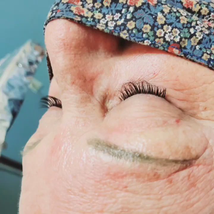 Gloss Nails Spa - Eyelases before and after - Nail Salons Near Me - Walnut Creek, California
