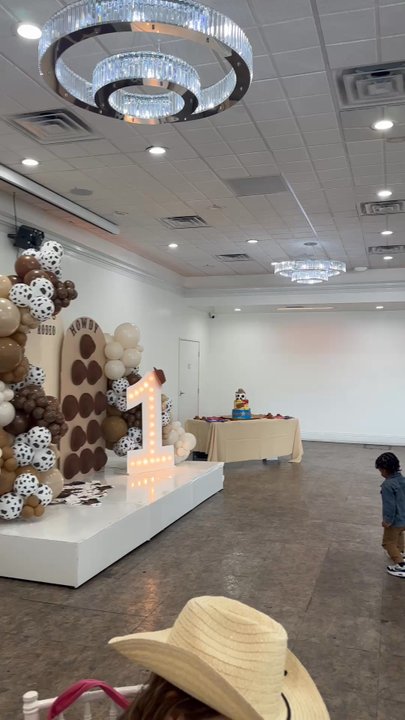 Raffi's Catering and Banquet - Interior - Middle Eastern Near Me - Pasadena, California