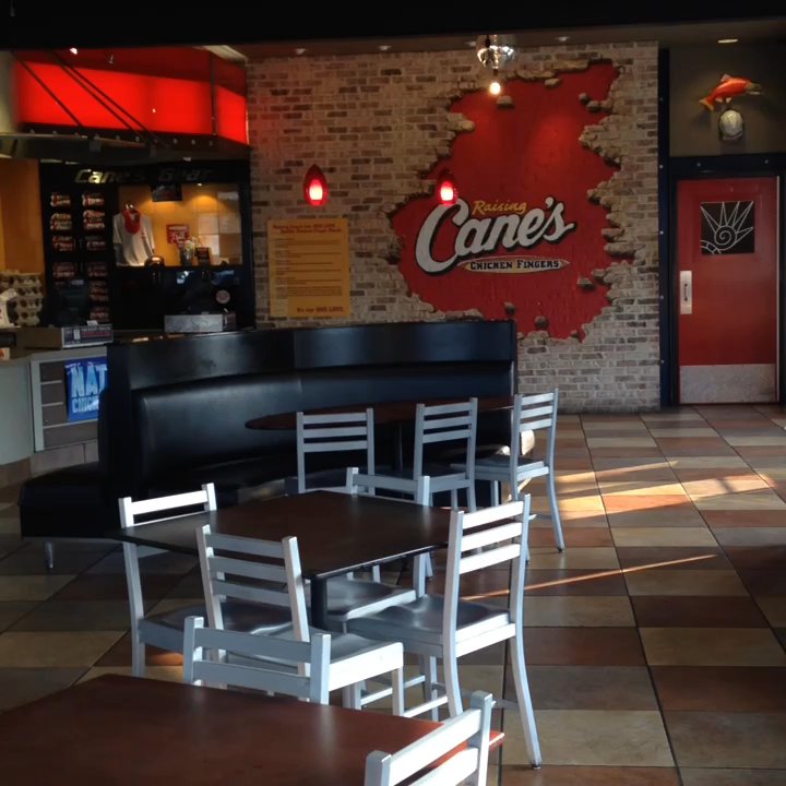 Raising Cane's 13 - Canes is always soooo clean....eaves dropping on an orientation too....they have it going on!!!! - Fast Food Near Me - Houma, Louisiana