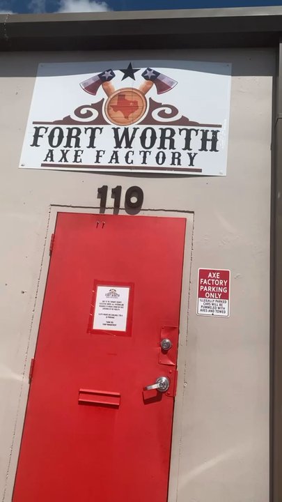 Fort Worth Axe Factory - First time - Axe Throwing Near Me - Fort Worth, Texas