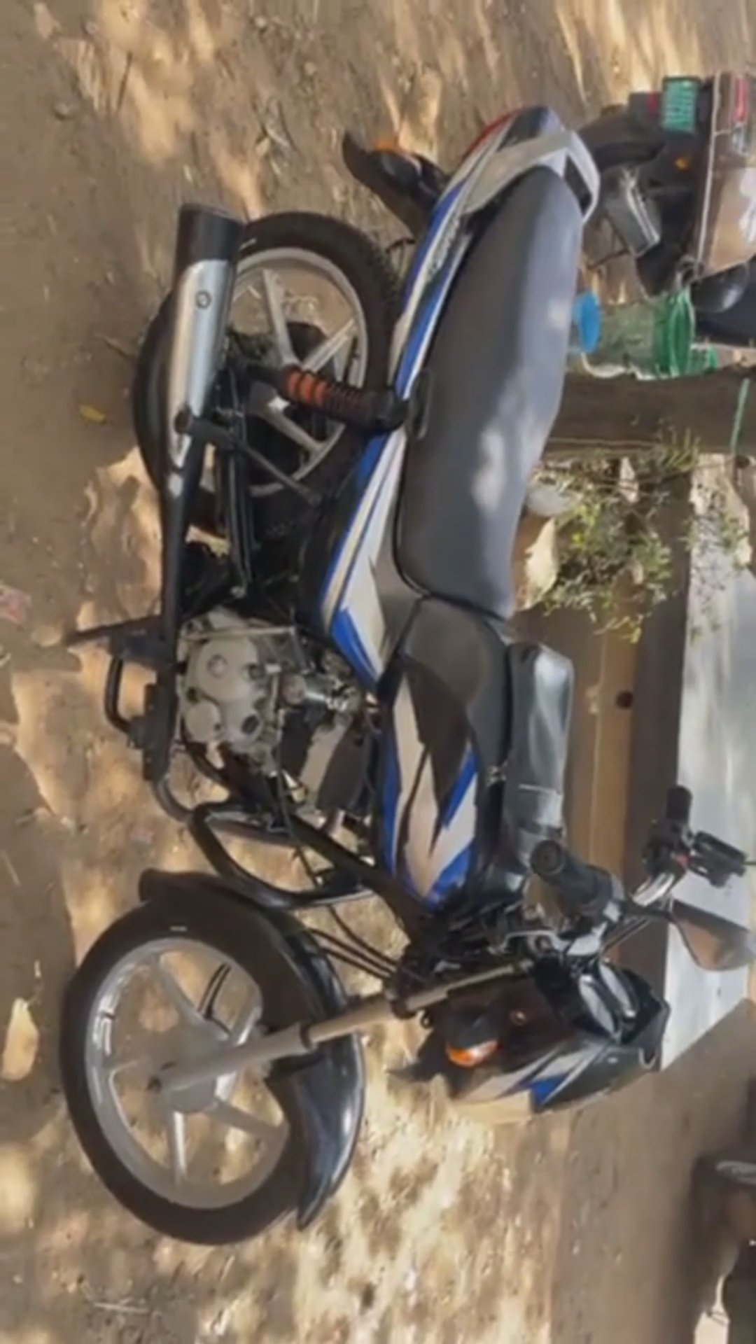 Walk-around video thumbnail