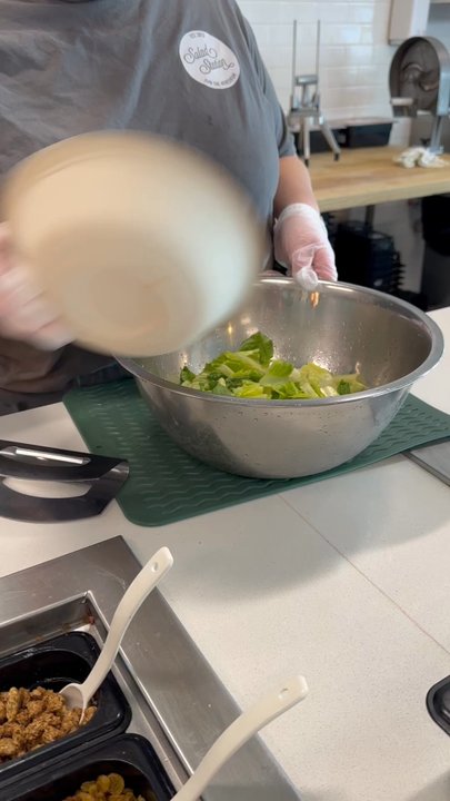 Salad Station - Getting my salad chopped - Salad Near Me - Baton Rouge, Louisiana