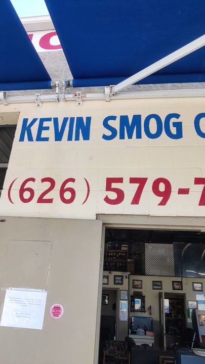 Kevin Smog - Helping my friend smog her newly bought used car! - Smog Check Stations Near Me - El Monte, California