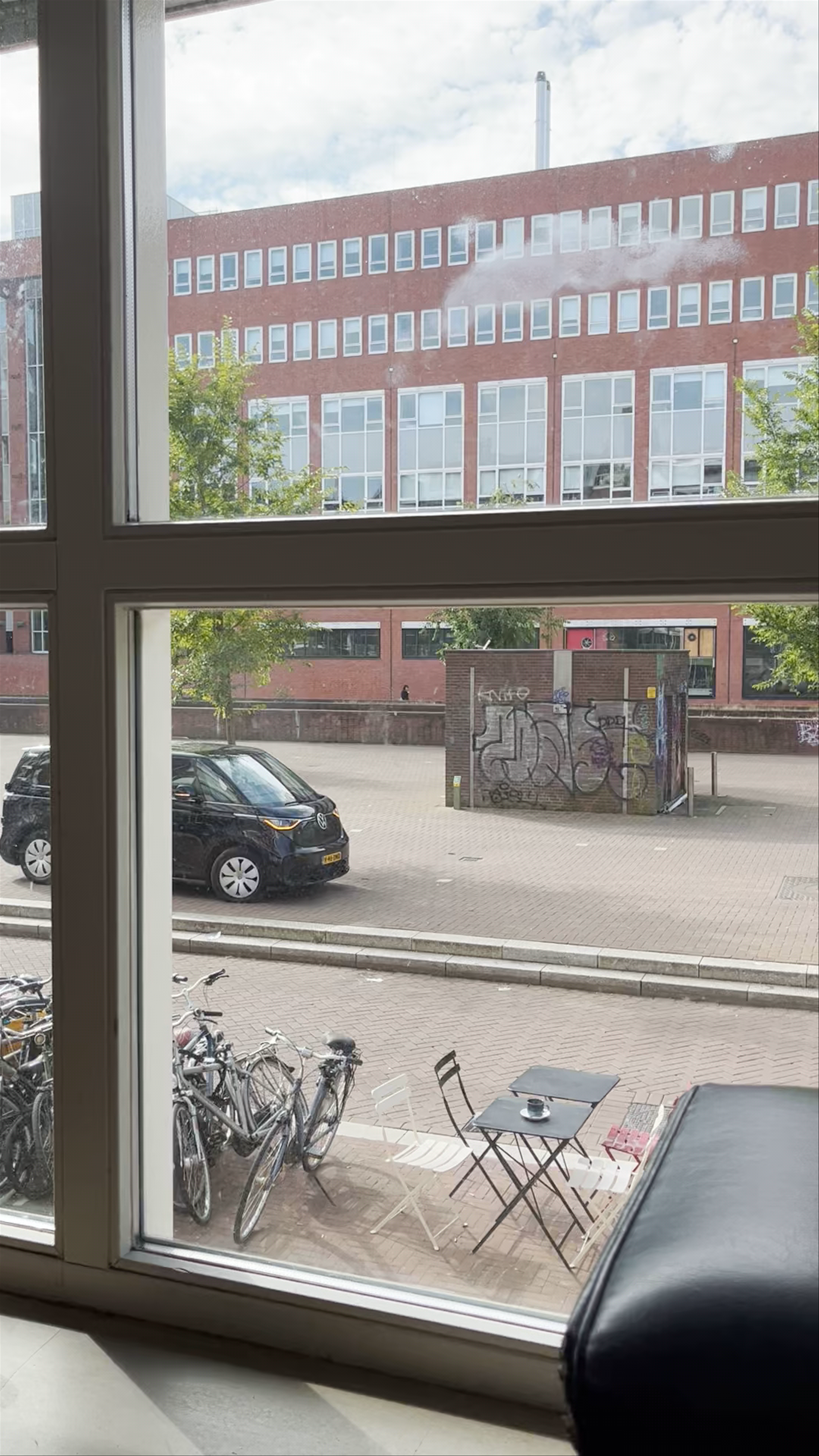 Cozy Coffee Moments at Screaming Beans, Amsterdam