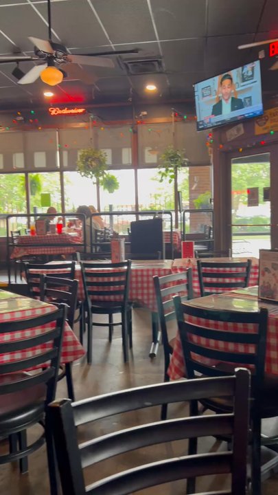 Huey's Collierville - Huey's vibe - Burgers Near Me - Collierville, Tennessee