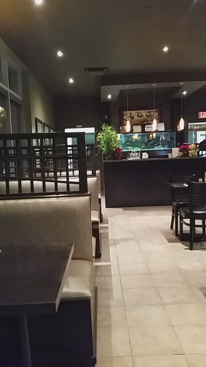 Pho Kam Long - Restaurant decor. - Vietnamese Near Me - Ottawa, Ontario