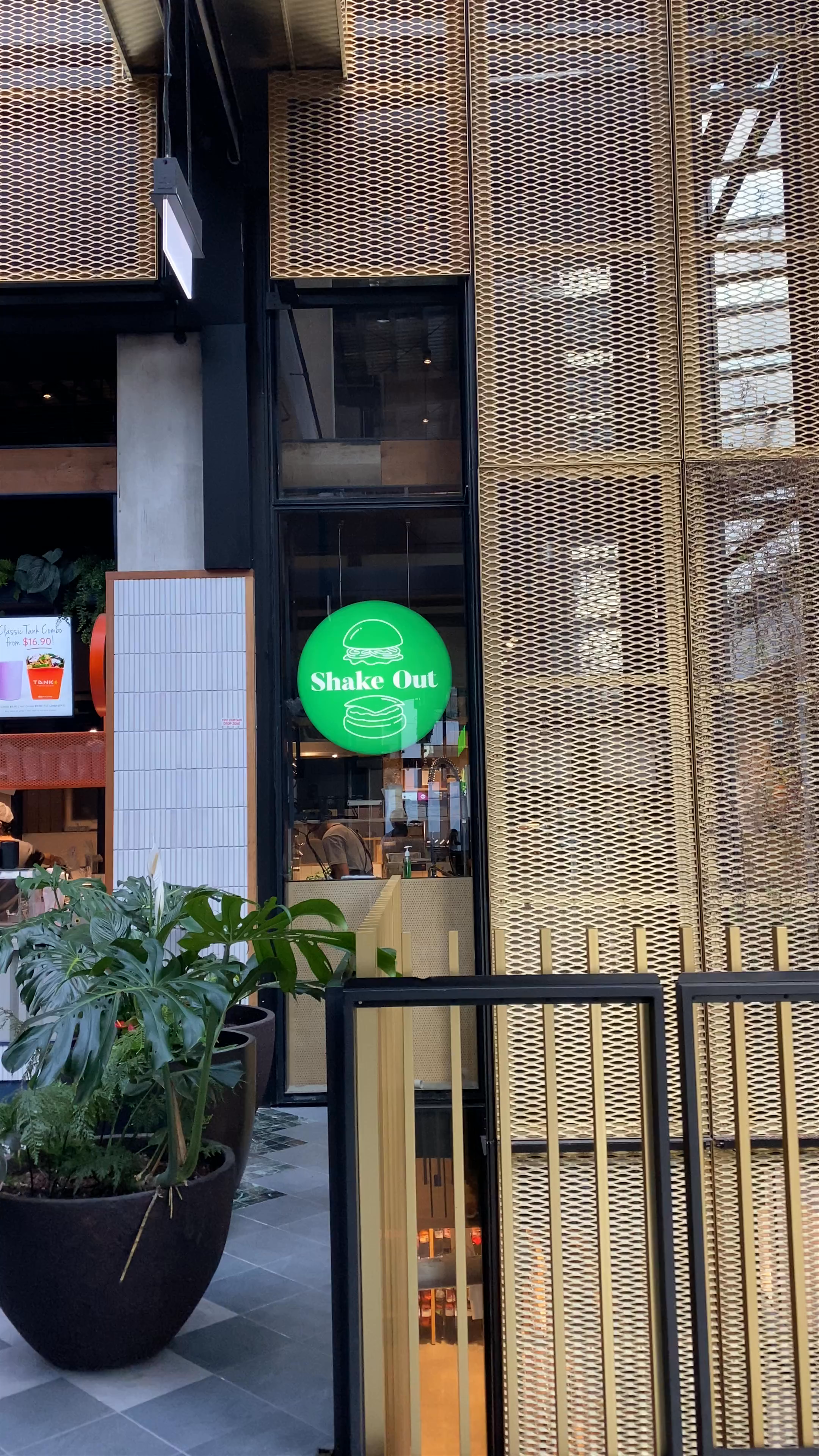 Harbour Eats Queen Street