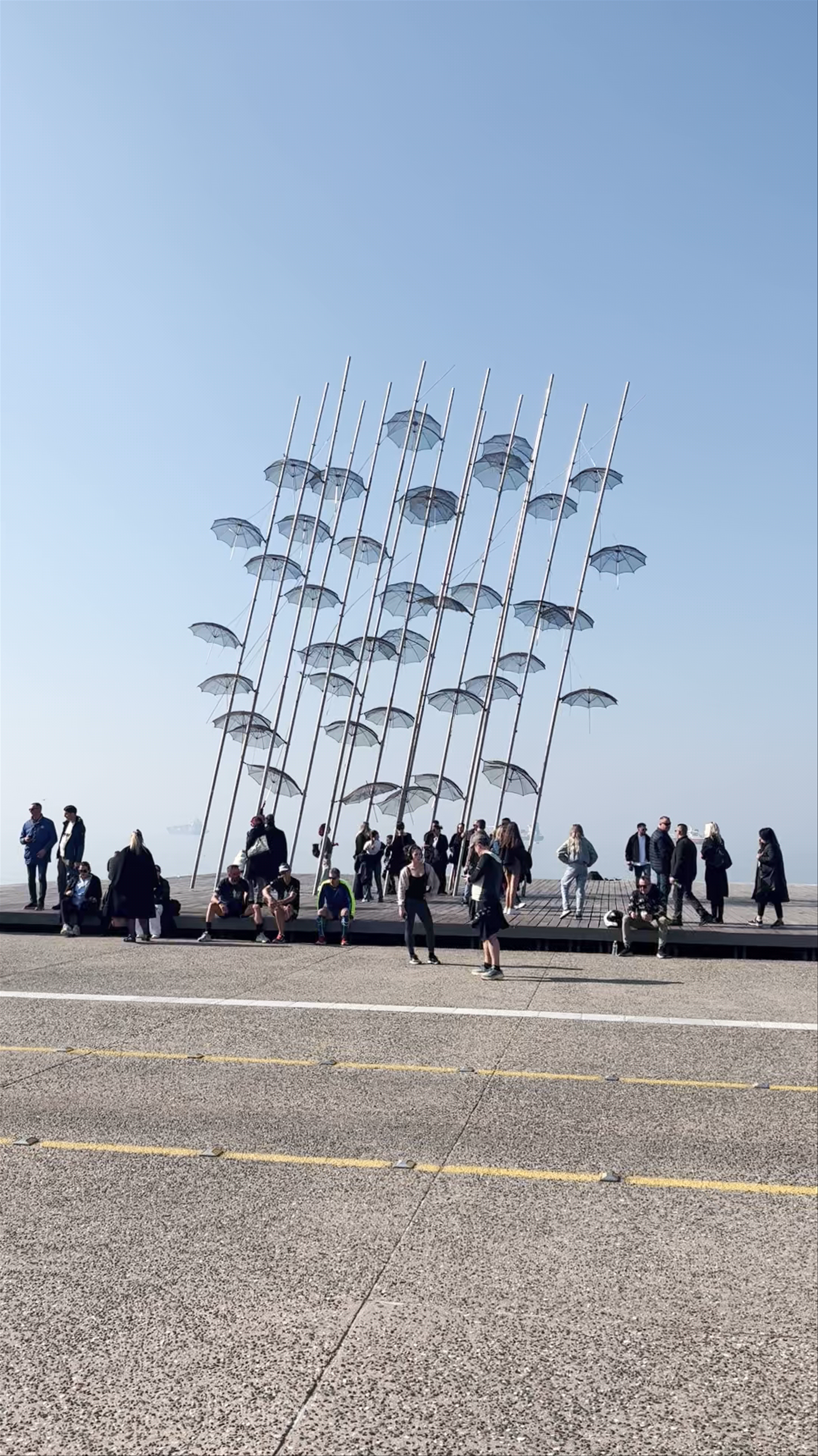 The Umbrellas Sculpture by Zogolopoulos: A Modern Icon on Thessaloniki’s Waterfront