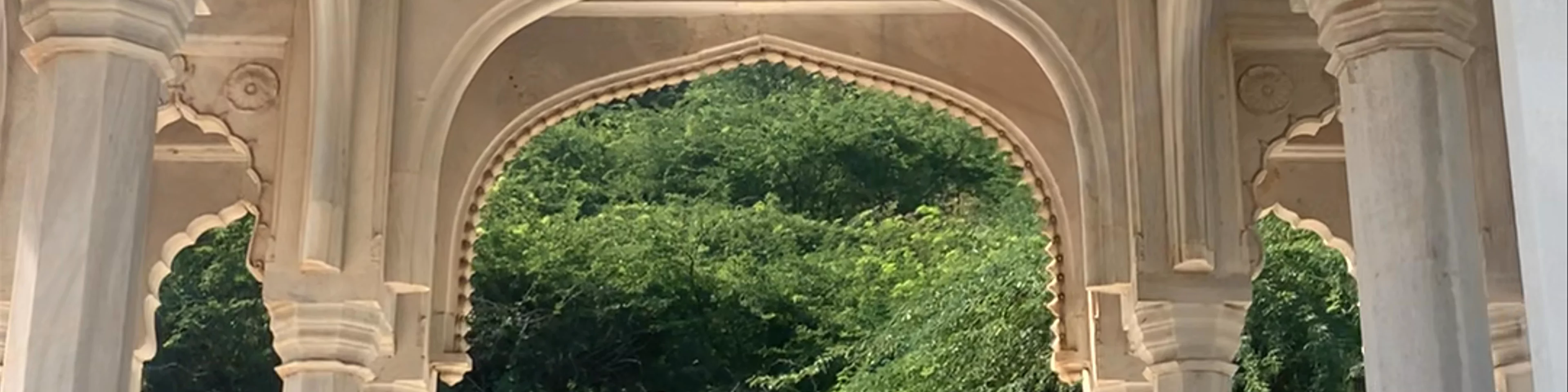 Gaitore Ki Chhatriyan