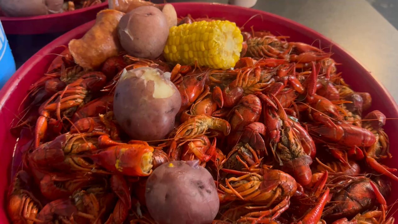 Taranto's Crawfish - Seafood Near Me - Biloxi, Mississippi