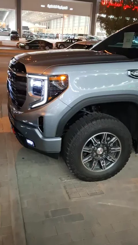 جي ام سي سييرا AT4 2025