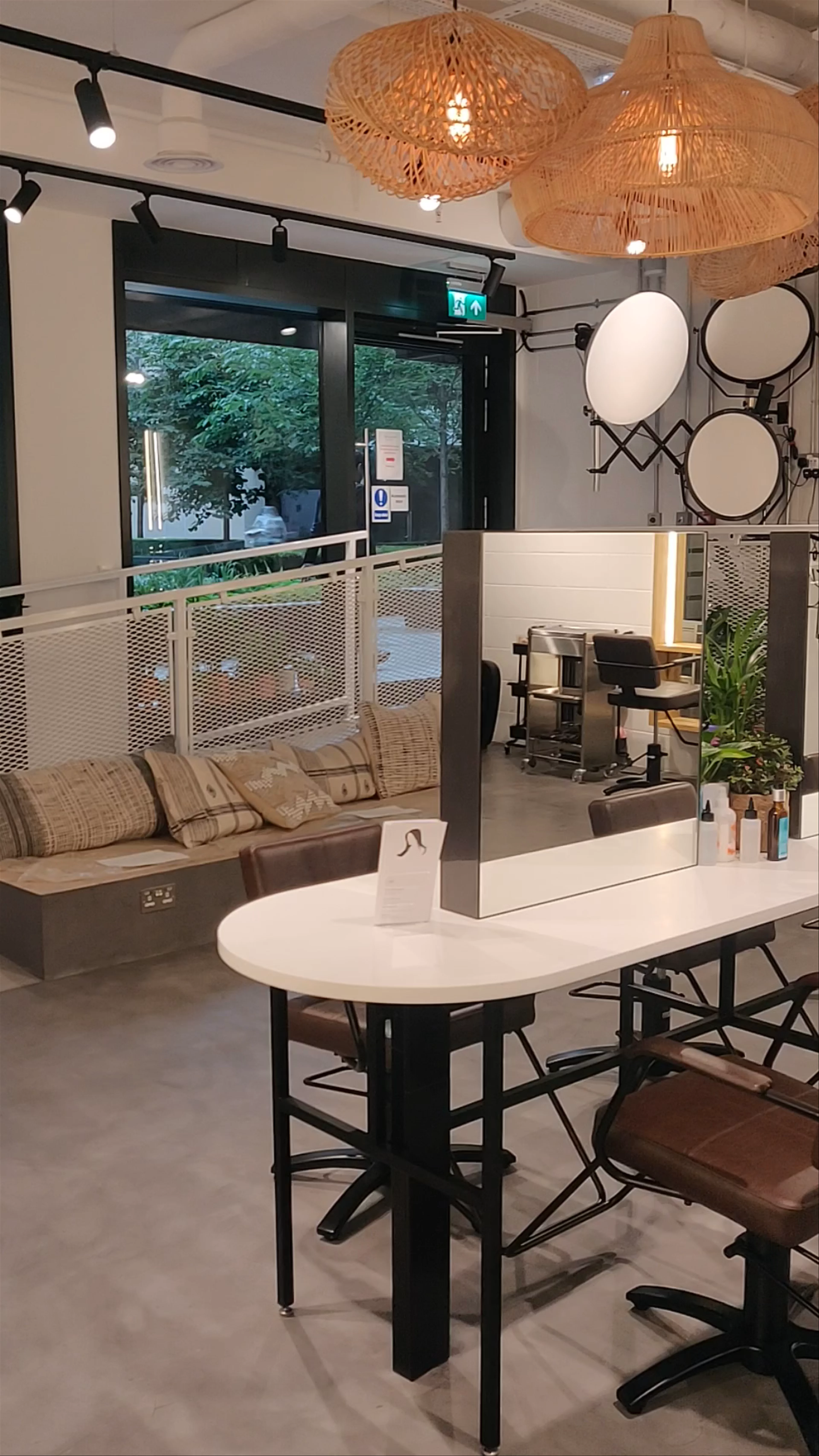 The London Hair Lab, Miami, Florida, United States