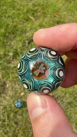 Small image 1