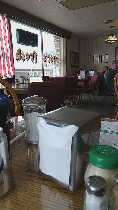 Pryor's Fresh Pizza - Pizza Near Me - Rolla, Missouri