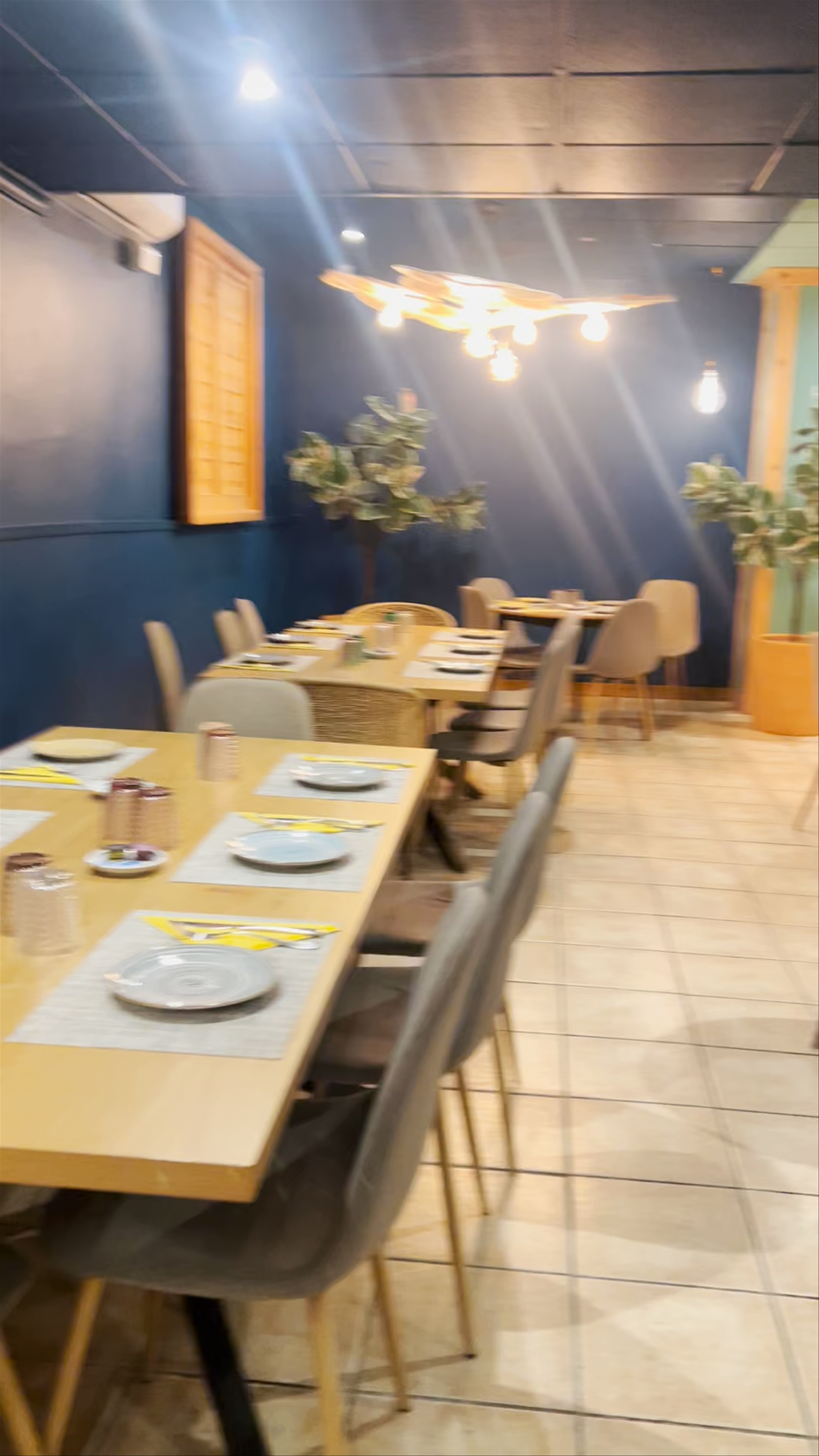 Olivo's Restaurante: Cozy Dining Experience in Arenals del Sol
