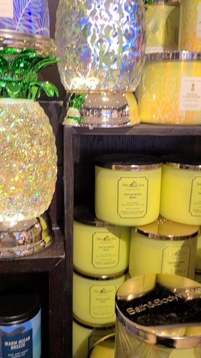 Bath & Body Works - Cosmetics & Beauty Supply Near Me - Temecula, California
