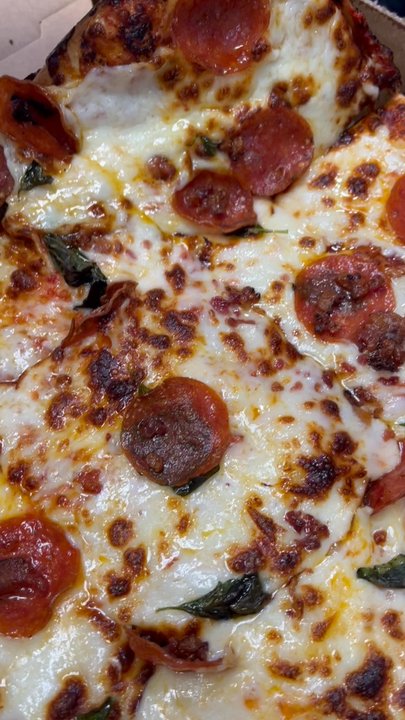Town Square Pizza - The cheese pull - Pizza Near Me - Baton Rouge, Louisiana
