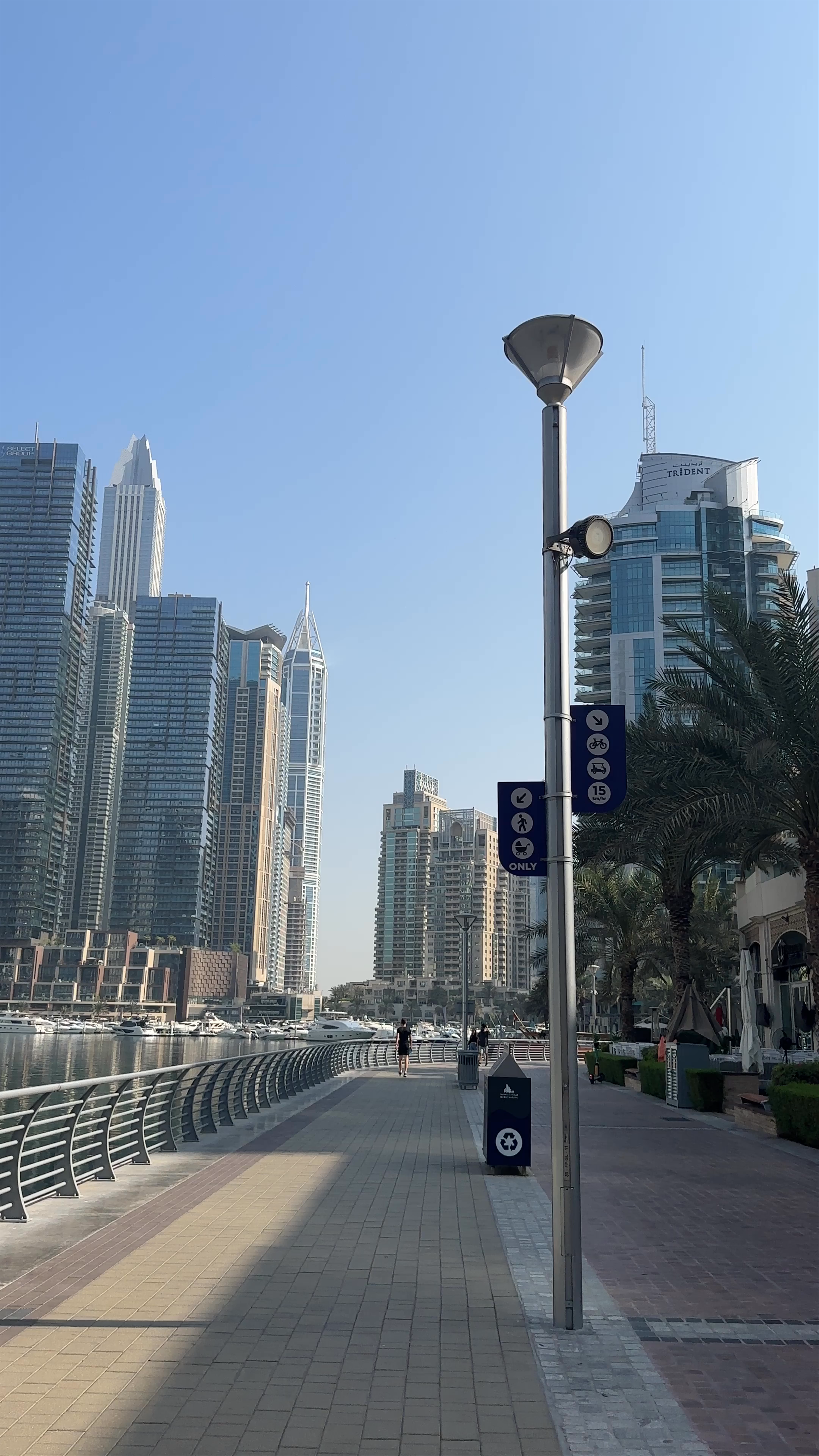 Marina Walk - Dubai - United Arab Emirates