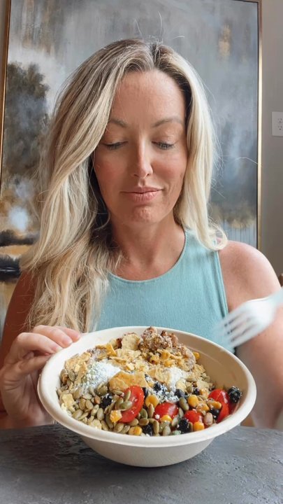 Radish Kitchen - Chicken Chicken Mamacita  Grain Bowl - Salad Near Me - Franklin, Tennessee
